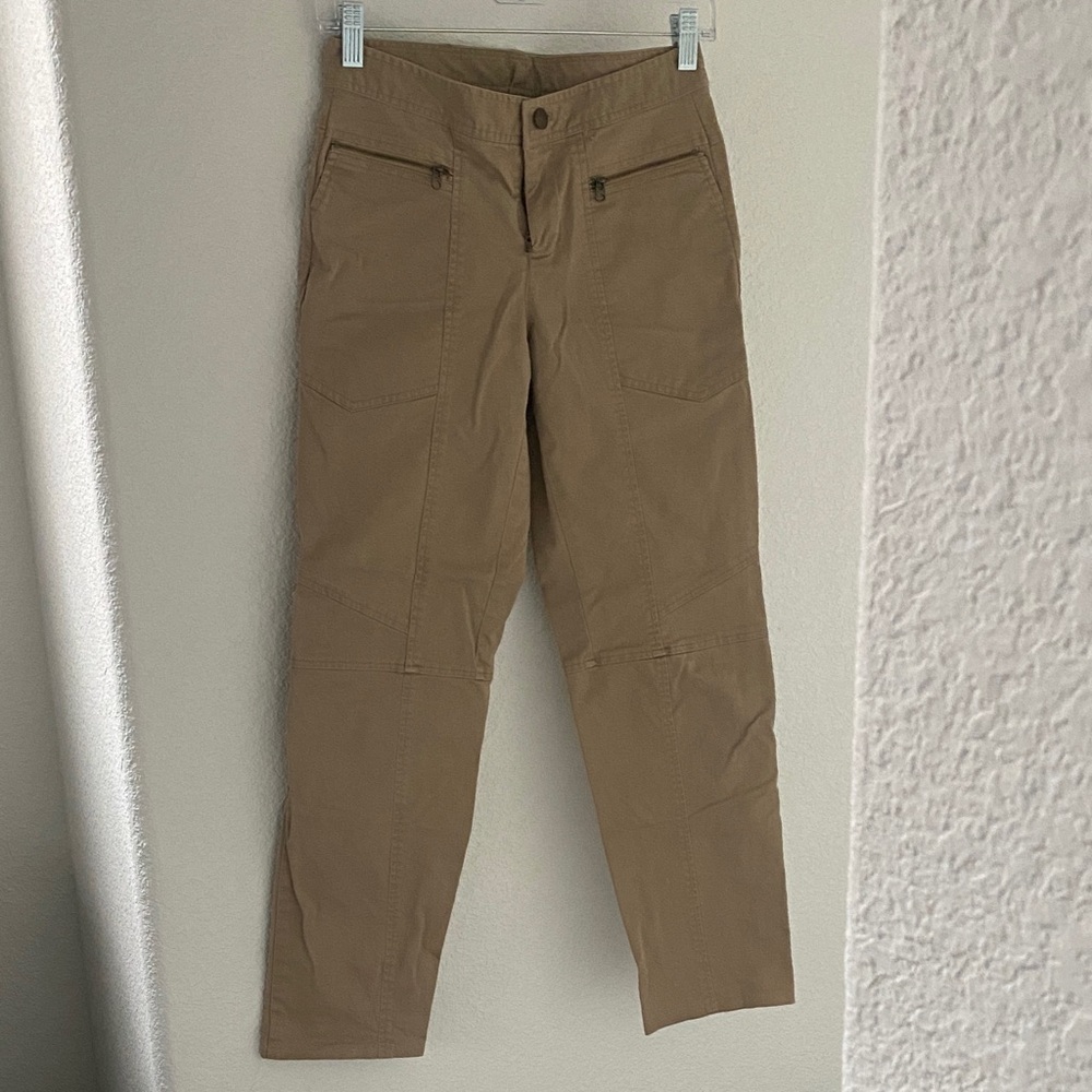 Women’s Tan Pants
